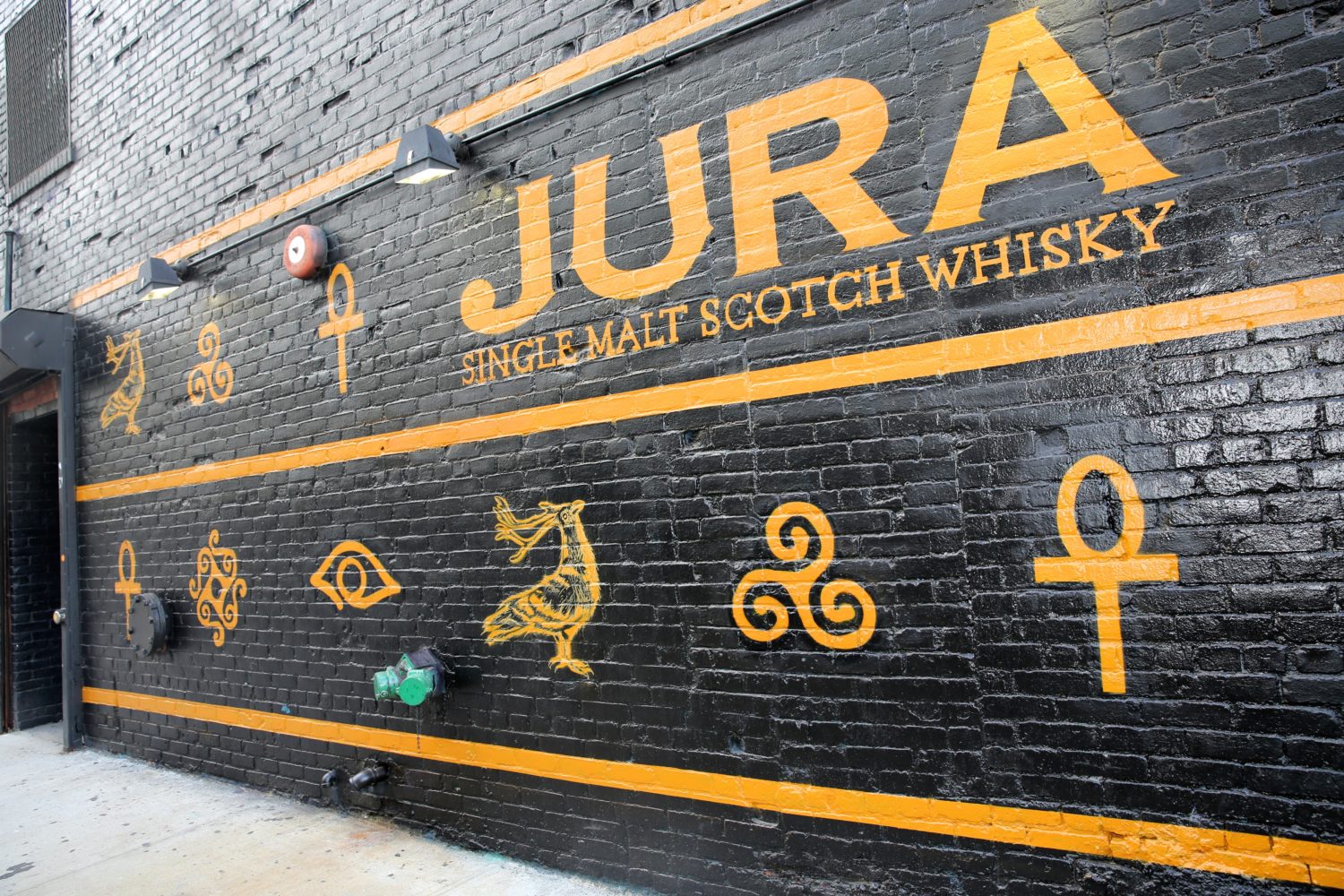 Jura Brooklyn